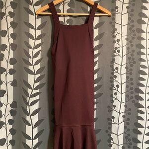 Burgundy Tennis Dress in great condition

Size Medium